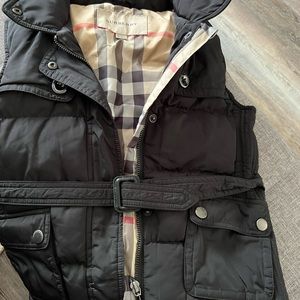 Burberry kids vest 8y